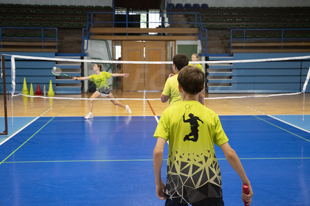 Zabavajmo se z badmintonom že šesto leto